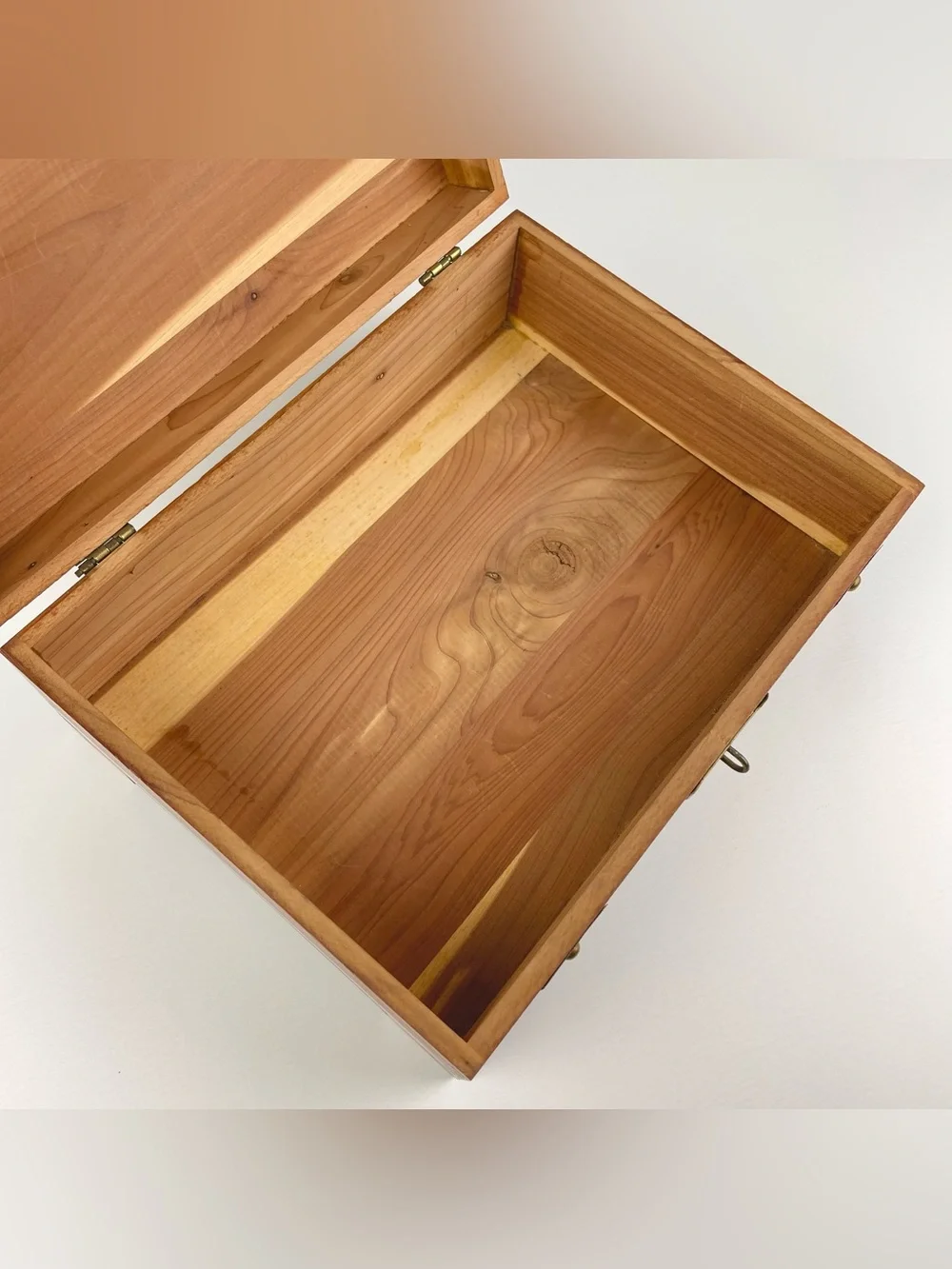 VTG Pilliod Swanton Ohio Wooden Cedar Jewelry Sewing Box Dovetailed Trinket
